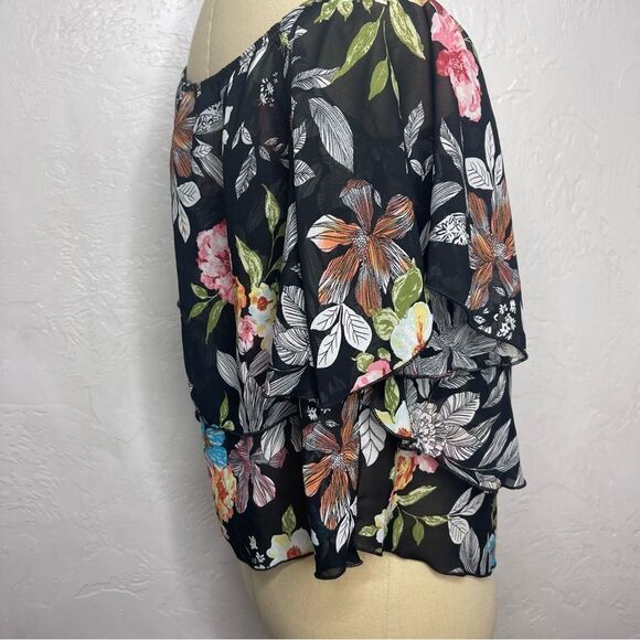 Style shop large blouse top layered floral flowy - Picture 5 of 6